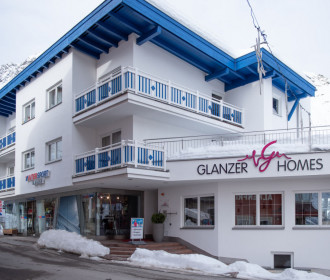 Glanzer Homes - Hamrach Suite